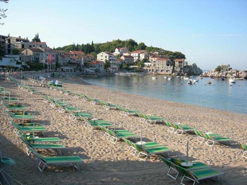 Guest House Villa Pastrovka Sveti Stefan Dış mekan fotoğraf